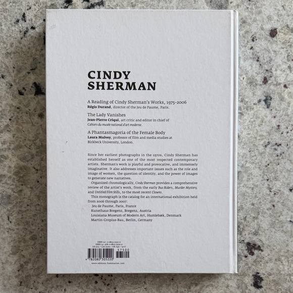Cindy Sherman Photography Book - Picture 2 of 3